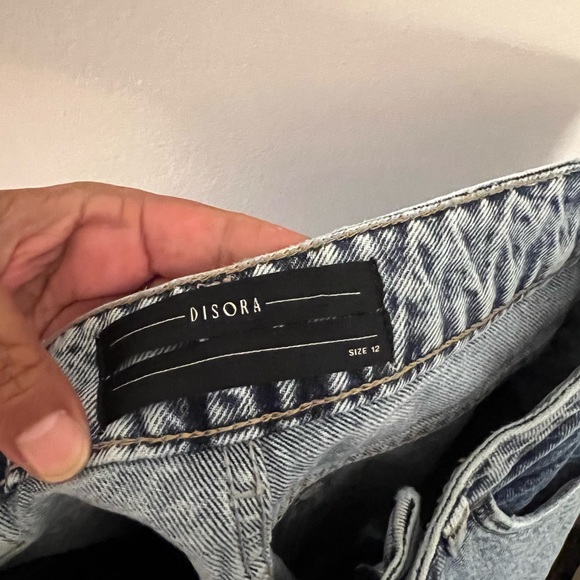 Nwot disora Italian raw hem distressed high waist jeans - Picture 9 of 10